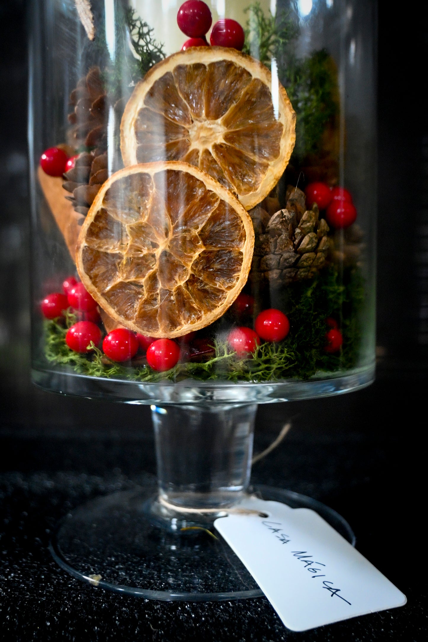 CLASSIC CHRISTMAS DECOR IN GLASS CONTAINER