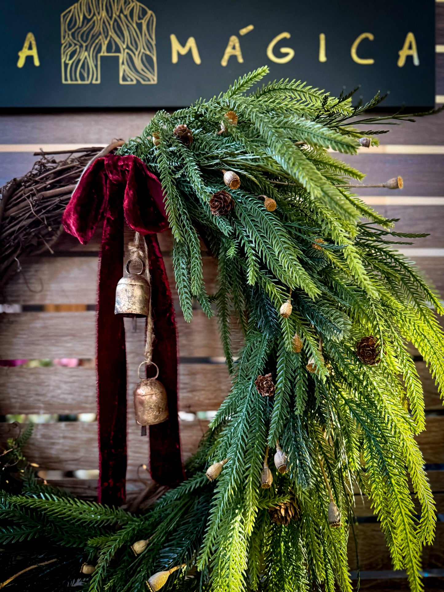 18" GRAPEVINE WREATH