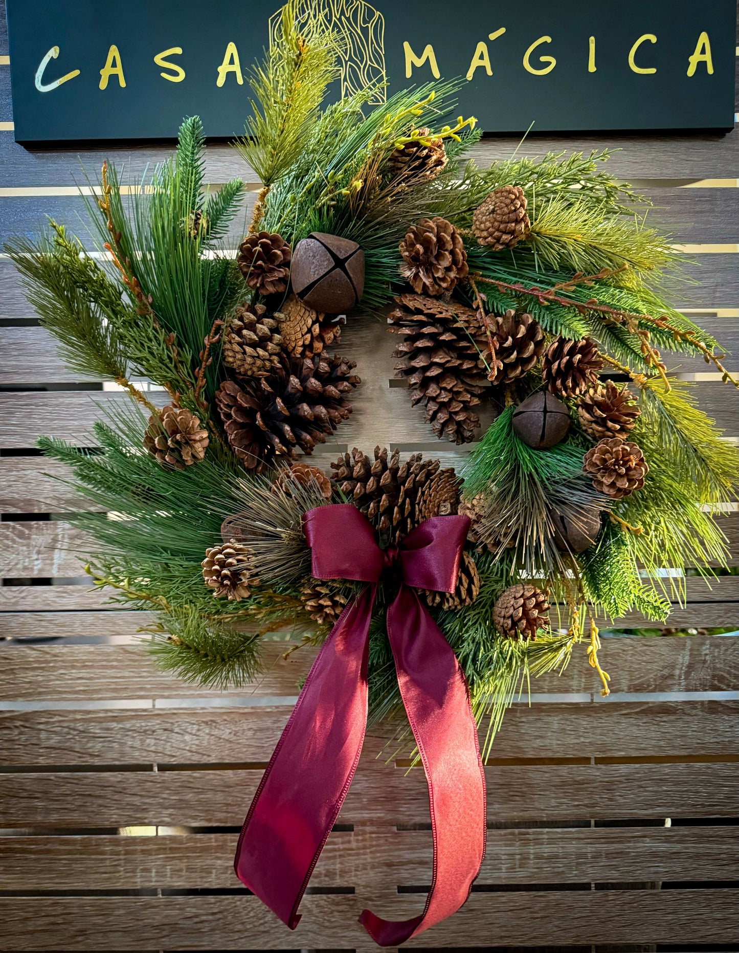 24" PINE CONE/JINGLE BELL/PINE WREATH BROWN GREEN